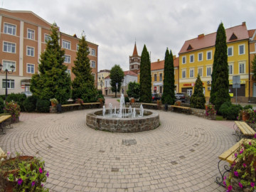 площадь в Правдинске